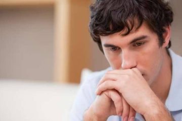 Nổi mẩn nốt đỏ ở bao quy đầu, bộ phận sinh dục nam giới