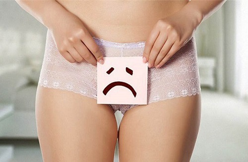 Ngứa vùng kín và ra nhiều khí hư